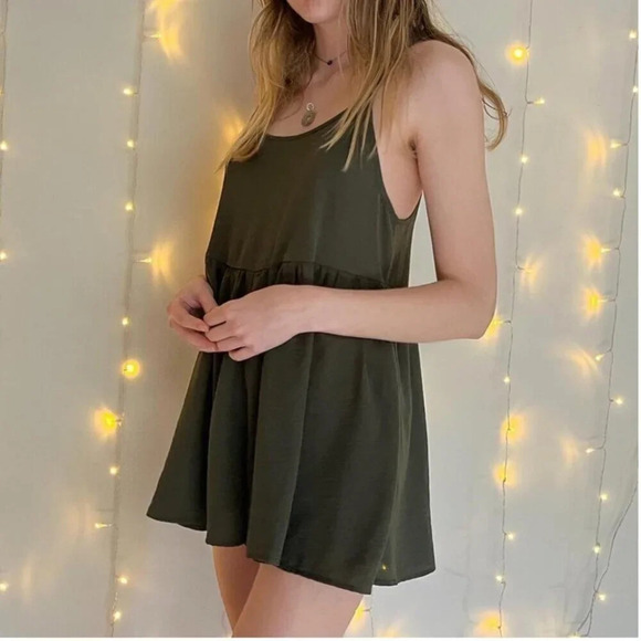 Urban Outfitters UO Tie-Strap Frock Romper Jumper Army Green  Size Small - Picture 1 of 12